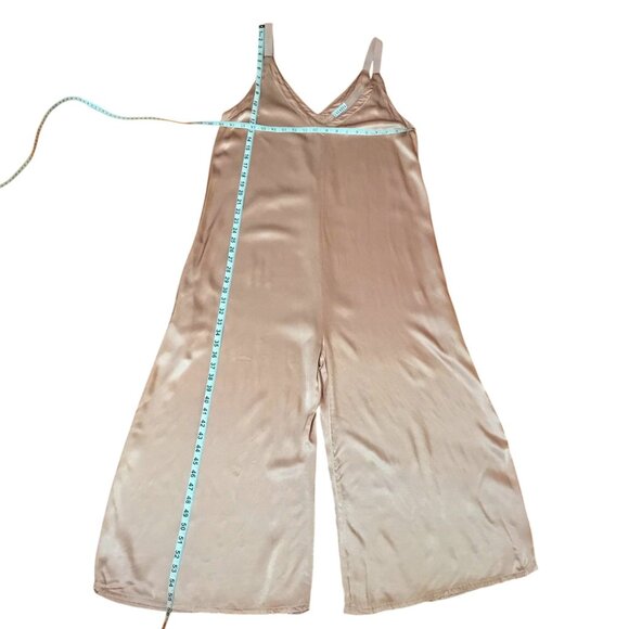 LACAUSA Santi Jumpsuit Pink Rose Satin Wide Leg Sleeveless V Neck Langenlook M - Picture 8 of 8